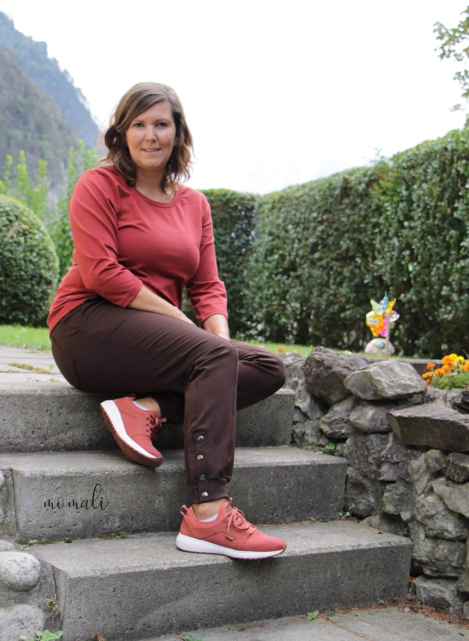 schnittmuster-sweathose-fuer-damen-von-meine-herzenswelt