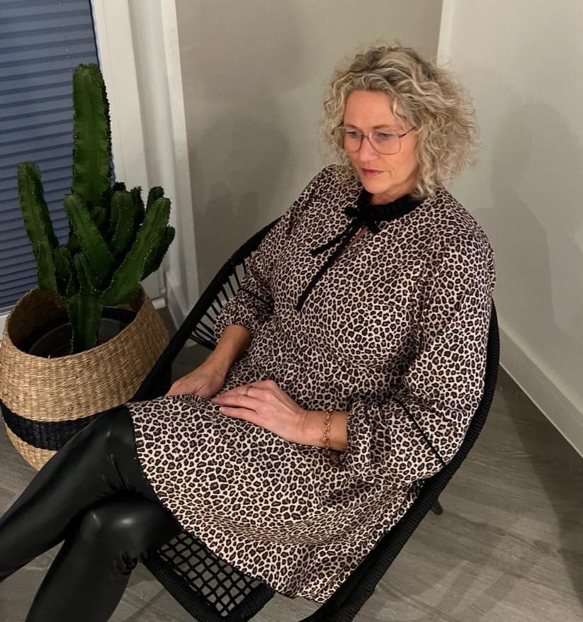 schnittmuster-kleid-fuer-damen-naehanleitung-von-meine-herzenswelt