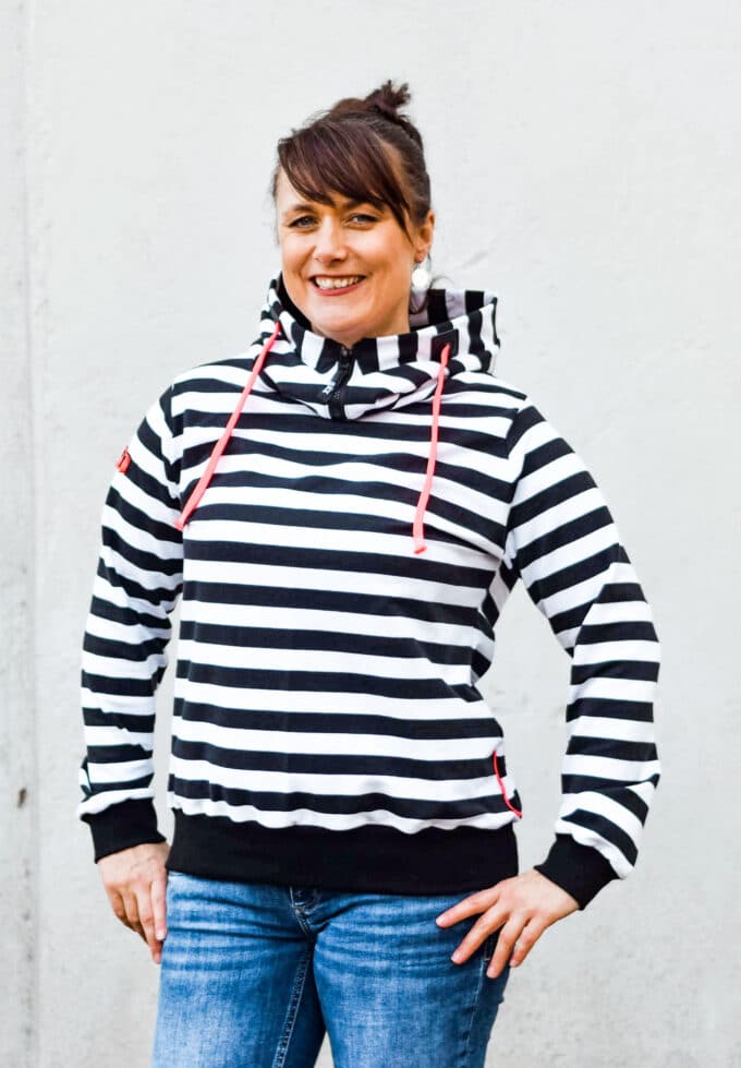 Tutorial Freebook Reißverschlusskapuze Hoodie Nähanleitung Schnittmuster meine Herzenswelt Manuc Paco