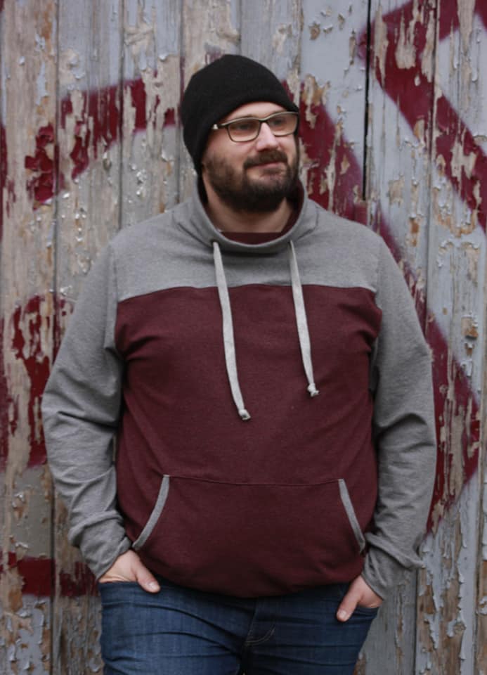 schnittmuster-hoodie-fuer-herren-naehanleitung-von-meine-herzenswelt