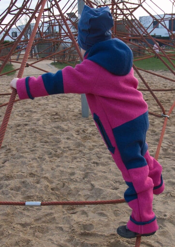 Softshellanzug Nähen für Kinder - Outdooroverall - Walkanzug - Walkoverall - Schnittmuster - Meine Herzenswelt - Arzu Yabanci