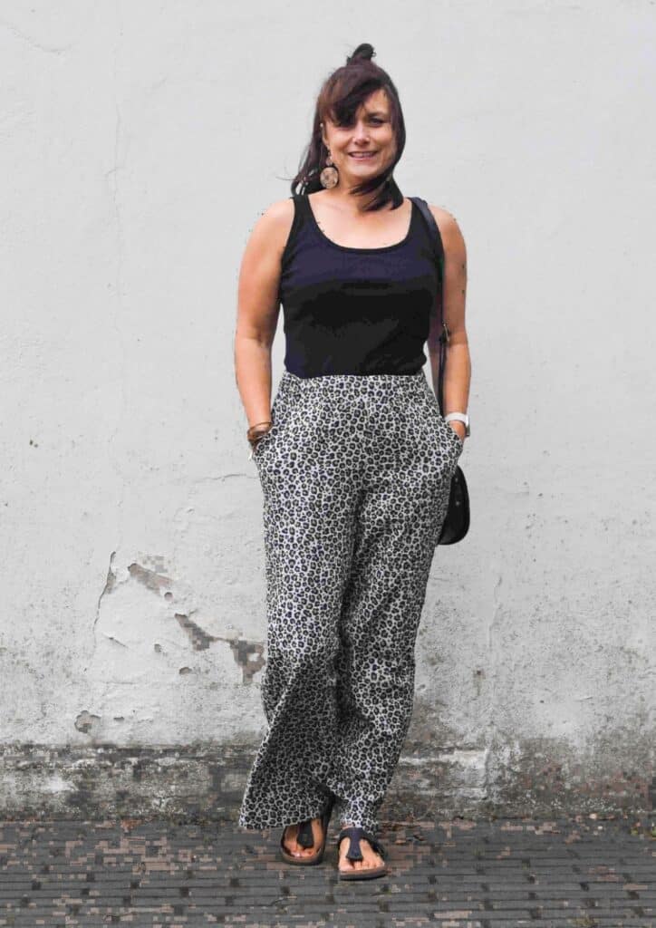 25 32 Musselin nähen Schnittmuster Culotte Palazzohose Sommerhose Valetta Musselinbluse Schnittmuster Meine Herzenswelt (6)