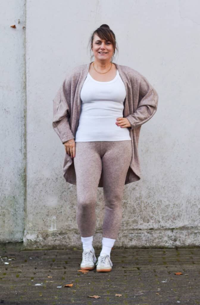 Strickoutfit nähen - Schnittmuster für Strickstoffe - Leggings - Strickleggings für Damen - Meine Herzenswelt