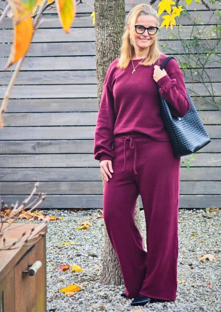 Outfit aus Strickstoffen nähen - Schnittmuster Strickstoffe - Strickhose nähen - Strickpullover nähen - Meine Herzenswelt - Mirjam Fuchs