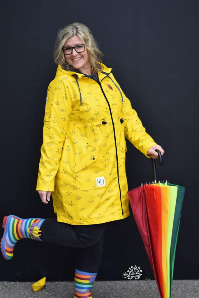 Regenmantel nähen für Damen - Regenjacke nähen - Softshellmantel Carry - Schnittmuster - Meine Herzenswelt - Victoria Steinbichler