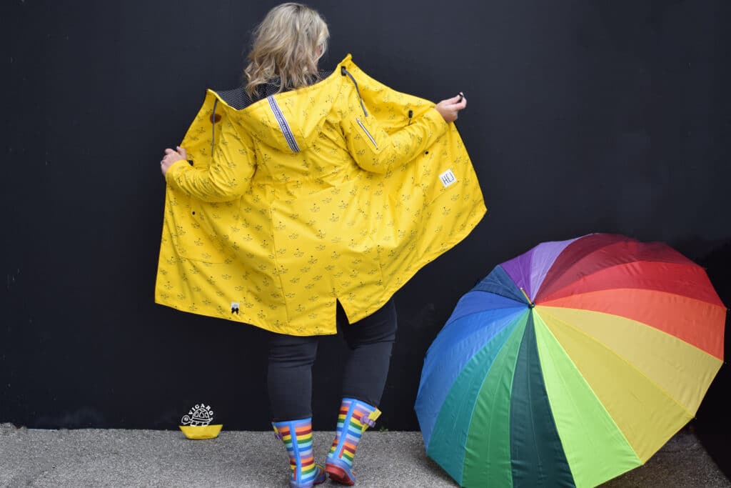 Regenmantel nähen für Damen - Regenjacke nähen - Softshellmantel Carry - Schnittmuster - Meine Herzenswelt - Victoria Steinbichler